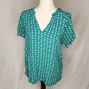 Old Navy Green & White Patterned Short Sleeve V-Neck Top Size L